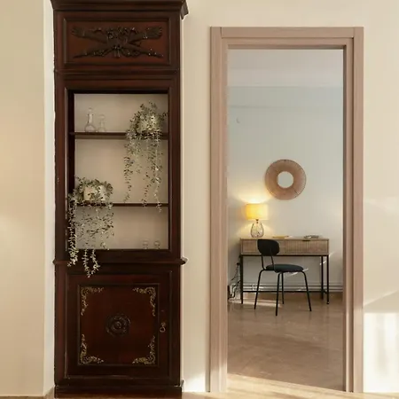 Apartment Spacious In The Heart Of
