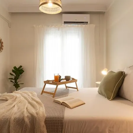 Apartment Spacious In The Heart Of *