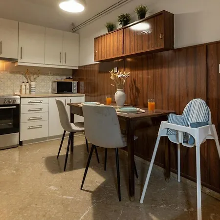 Spacious In The Heart Of Apartment Thessaloniki